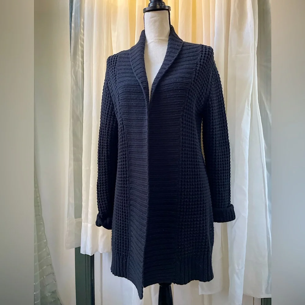 Old Navy Black Knit Cardigan - Picture 1 of 12